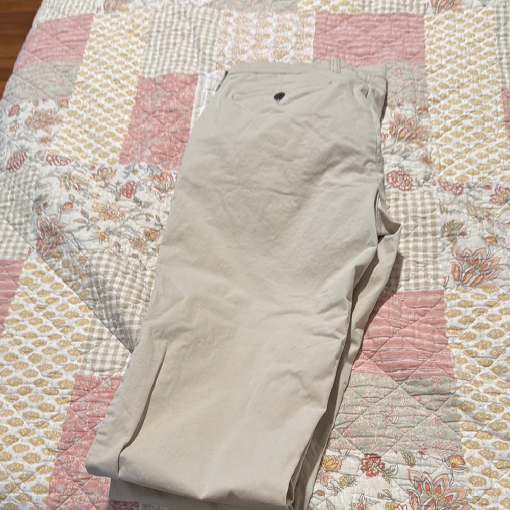 Tommy Hilfiger Beige Chinos